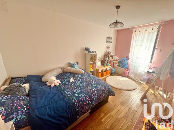 Maison 5 pièces de 85 m² à Cosne-Cours-sur-Loire (58200)