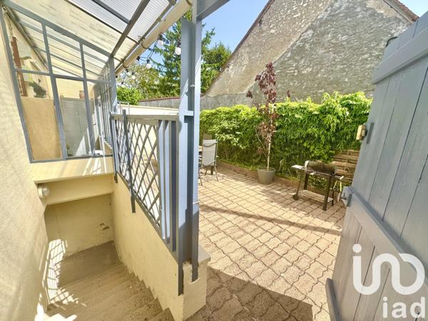 Maison 5 pièces de 85 m² à Cosne-Cours-sur-Loire (58200)