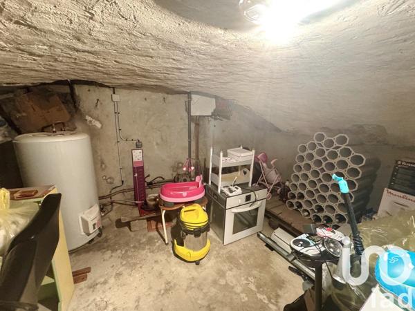 Maison 5 pièces de 85 m² à Cosne-Cours-sur-Loire (58200)