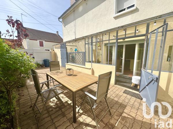 Maison 5 pièces de 85 m² à Cosne-Cours-sur-Loire (58200)