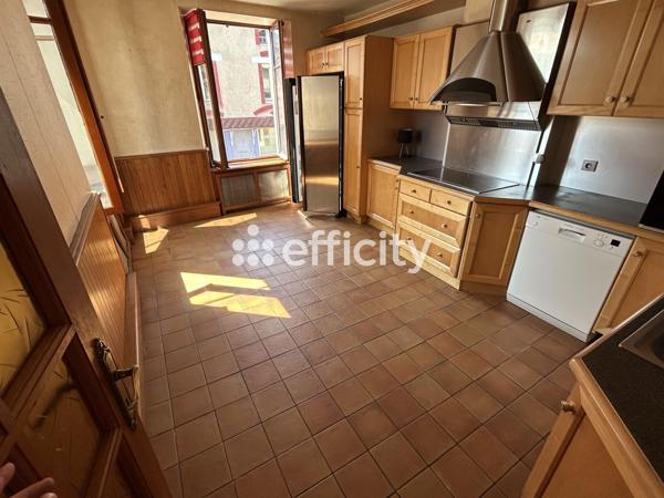 Maison 4 pièces - 200 m² Exclusivité efficity