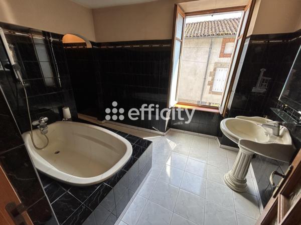 Maison 4 pièces - 200 m² Exclusivité efficity