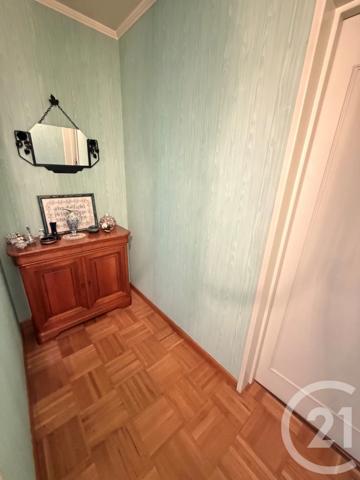 Appartement F5 à vendre  5 pièces - 88 m 2   BEZONS  - 95