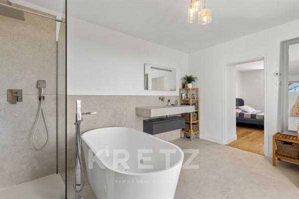 Carqueiranne – Villa vue mer – 300 m² – 5 chambres