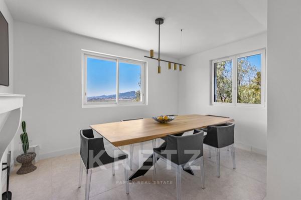 Carqueiranne – Villa vue mer – 300 m² – 5 chambres