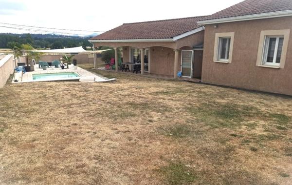 Vente Villa Plain pied rénové(e) Bas-en-basset