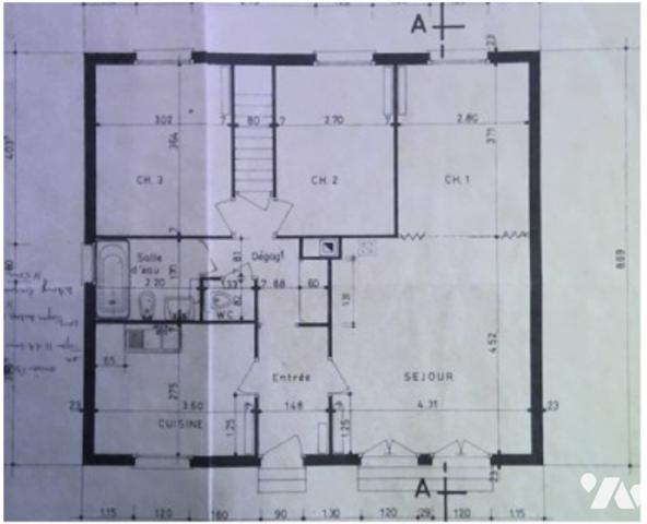 A SAINT GERMAIN DU CORBEIS - pavillon à usage d'habitation (env 74m²) 
Bien loué