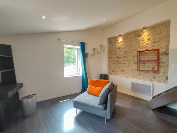 Ravissante maison de Rue d'environ 70 m² habitables avec extérieur