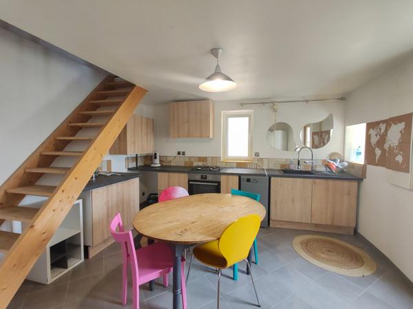 Ravissante maison de Rue d'environ 70 m² habitables avec extérieur