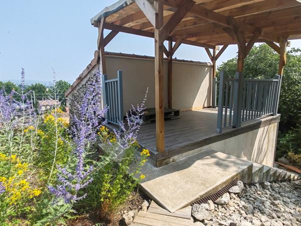 Ravissante maison de Rue d'environ 70 m² habitables avec extérieur