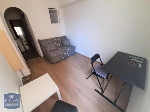 Appartement à louer 1 pièce 18m² Aix-en-Provence (13100)