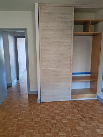 Location Appartement 3 pièces 67 m2 à Pau