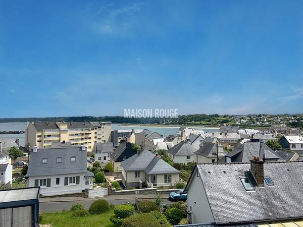 Perros -Guirec vue mer en impasse