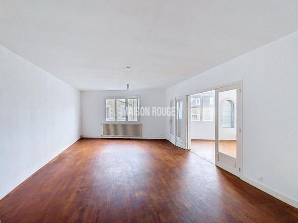 Appartement lumineux 127 m² à Plouha centre-ville avec balcon et grenier aménageable de 115 m² proche mer