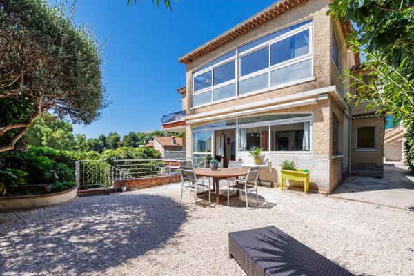 Haut Périer/Roucas Blanc Beau T3 rez-de-jardin+garage+parking
