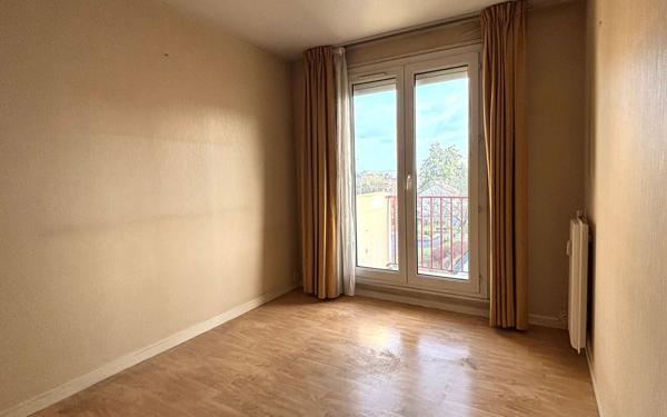 Appartement à vendre    3 pièces • 60,03 m2 Compiègne