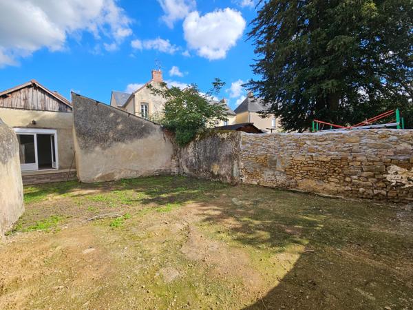 Immeuble à BALLON-SAINT MARS, 72290 - 150m²