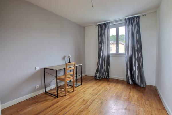 Appartement T3 meublé - Balcon - Garage