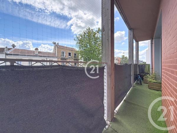 Appartement F4 à vendre  3 pièces - 80,20 m 2   MONTREUIL  - 93