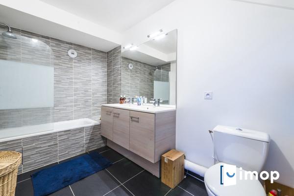 Duplex 3 chambres au dernier étage avec terrasse