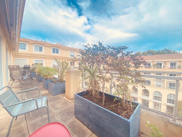 A VENDRE 3P 61 m2 HESPERIDES ROY RENE AIX EN PROVENCE