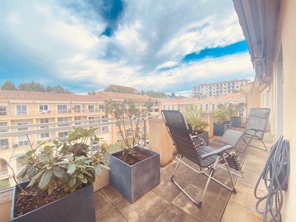 A VENDRE 3P 61 m2 HESPERIDES ROY RENE AIX EN PROVENCE