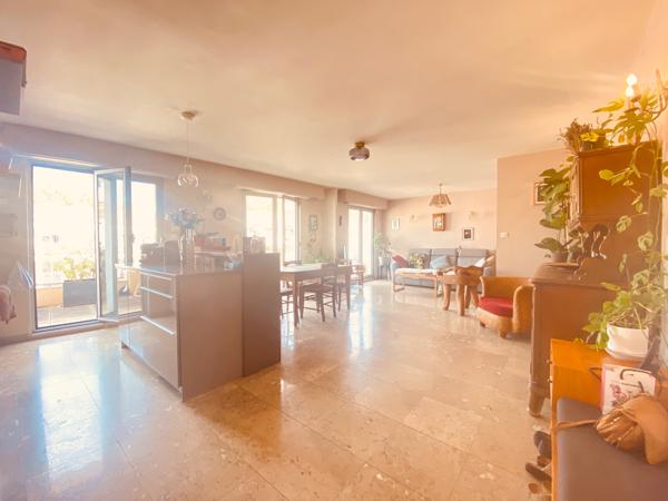 A VENDRE 3P 61 m2 HESPERIDES ROY RENE AIX EN PROVENCE