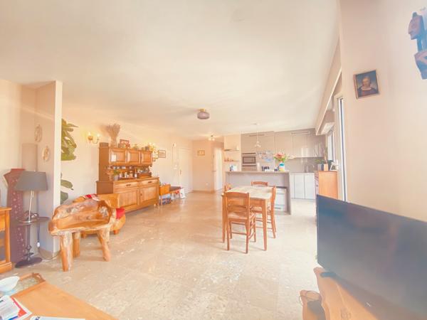 A VENDRE 3P 61 m2 HESPERIDES ROY RENE AIX EN PROVENCE