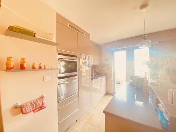 A VENDRE 3P 61 m2 HESPERIDES ROY RENE AIX EN PROVENCE