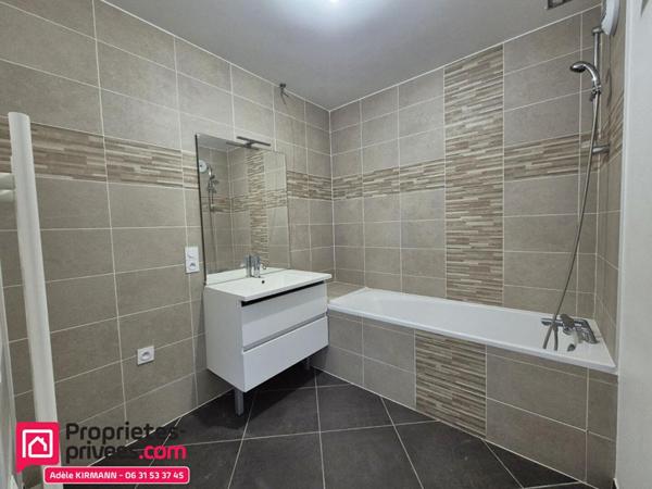 Appartement 2 pièces 53m2 - terrasse - garage - dernier étage