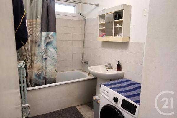 Appartement F3 à vendre  3 pièces - 53,67 m 2   GARGES LES GONESSE  - 95