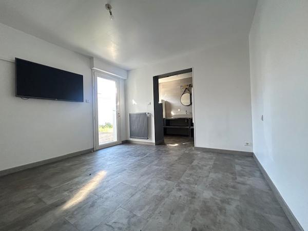 Maison COMMEQUIERS, 171m2 avec terrain de 2925m2 Toutes les caractéristiques
