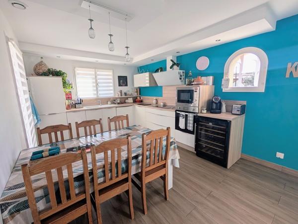 Maison plain pied 4 faces hors lotissement