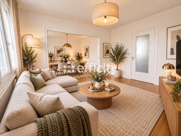Appartement
         4 pièces
        - 76 m² 210 000 € *
