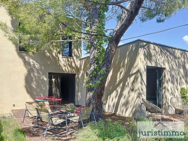 Vaison-la-Romaine (84110) Rare à la vente - Villa contemporaine à deux pas de l'hyper-centre de Vaison-la-Romain