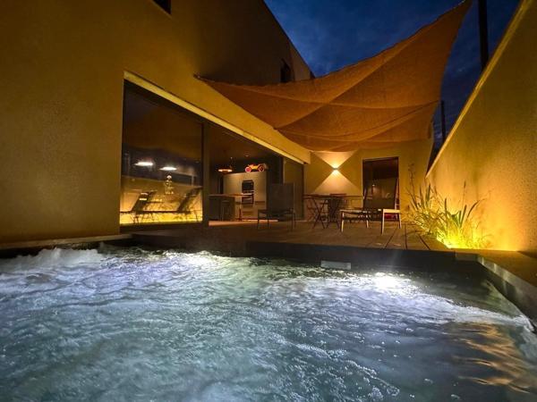 Vaison-la-Romaine (84110) Rare à la vente - Villa contemporaine à deux pas de l'hyper-centre de Vaison-la-Romain