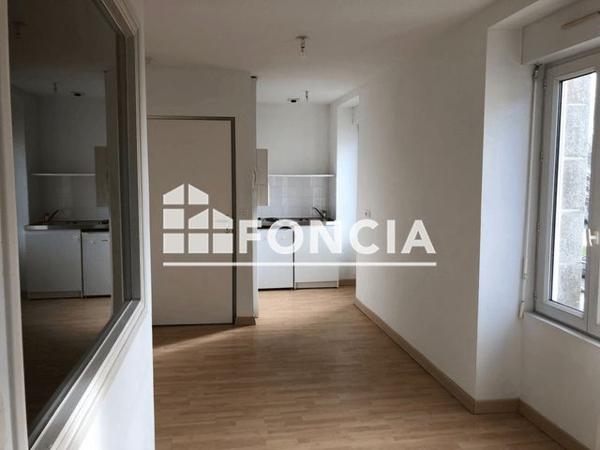 Location Studio 27.08 m² - 133 RUE BEAUVAIS Lorient 56100