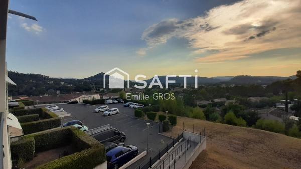 T2 plein sud avec terrasse et parking