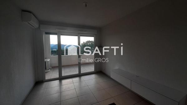 T2 plein sud avec terrasse et parking