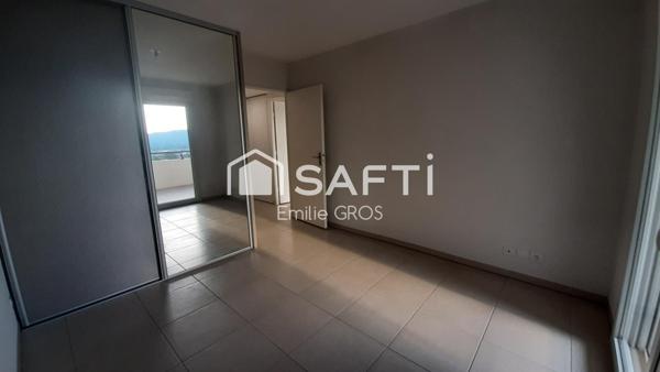 T2 plein sud avec terrasse et parking