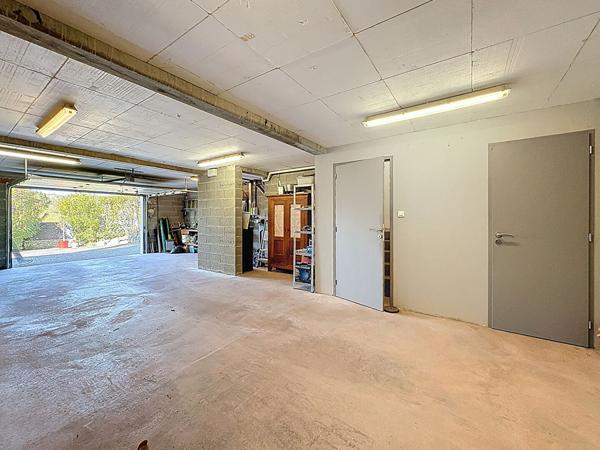 Maison contemporaine 6 pièces à vendre à Nailloux avec vue dégagée sur lac
