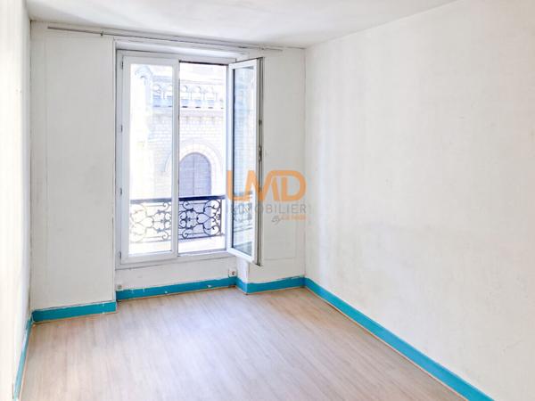 Appartement 2 pièces - 36,49 m2 - 280 000 € - Paris 20
