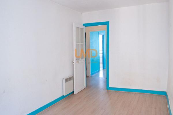 Appartement 2 pièces - 36,49 m2 - 280 000 € - Paris 20