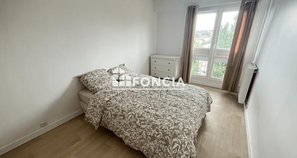 Location Appartement meublé 2 pièces 51.76 m² - L'haÿ-les-roses 94240