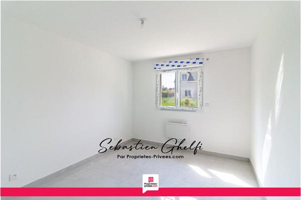 maison de plain-pied avec 3 chambres-cellier-garage-jardin