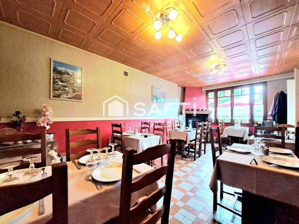 Maison avec logement, bar et restaurant