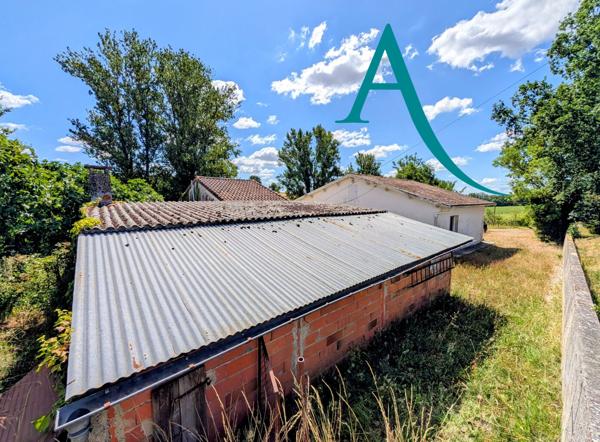 MAISON T4 124 M2 avec T2 , Garage, dépendances,1500m² de terrain.