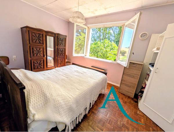MAISON T4 124 M2 avec T2 , Garage, dépendances,1500m² de terrain.