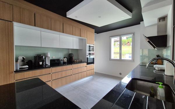 Maison à vendre    5 pièces • 152 m2 Urcuit