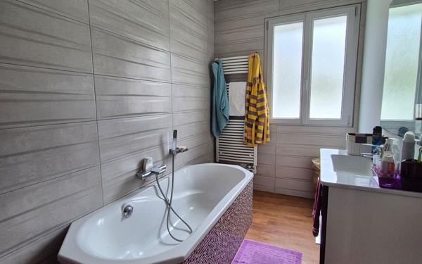 Maison à vendre    5 pièces • 152 m2 Urcuit